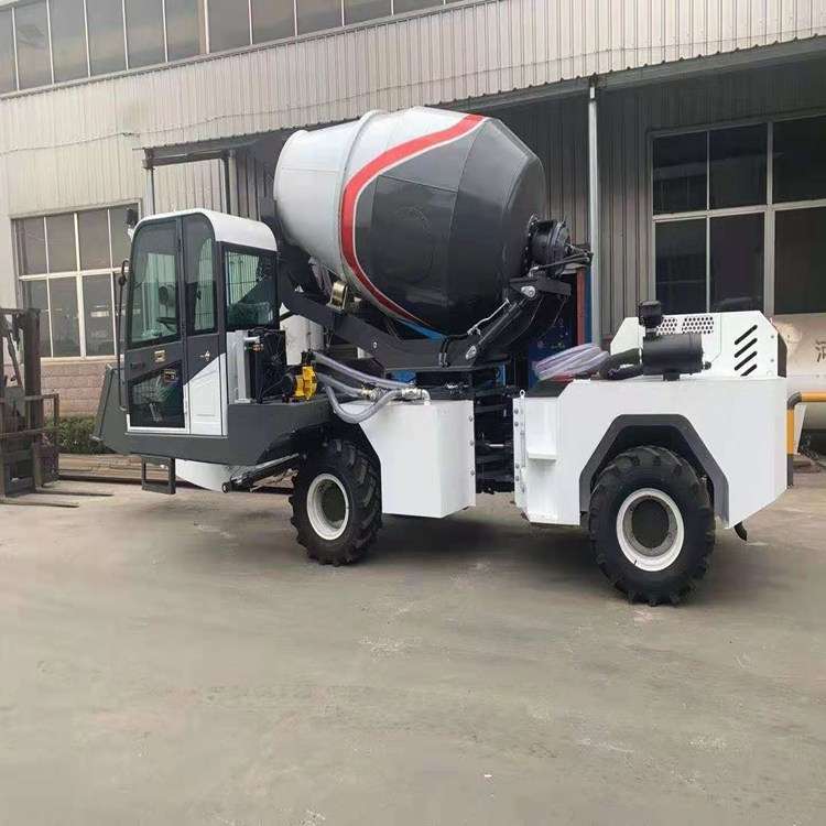 前四后二自动上料搅拌车 1.2方2方修路搅拌车 小型混凝土搅拌车