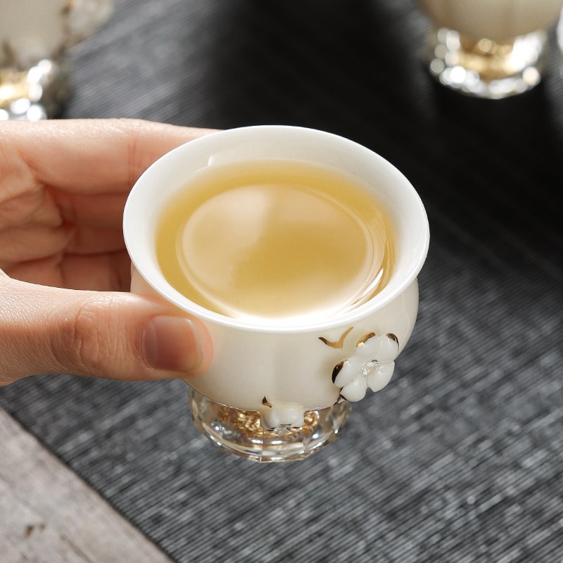 羊脂玉白瓷捏花茶杯个人专用金箔高足品茗主人杯家用高档精致茶盏