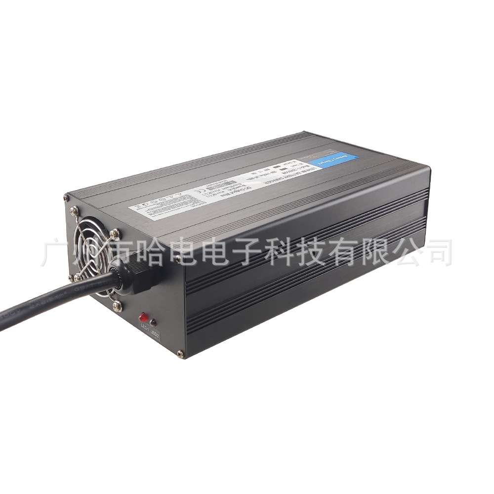 48V15A(54.6V 58.4V 58.8V)四座玛西尔电动警车900W充电器