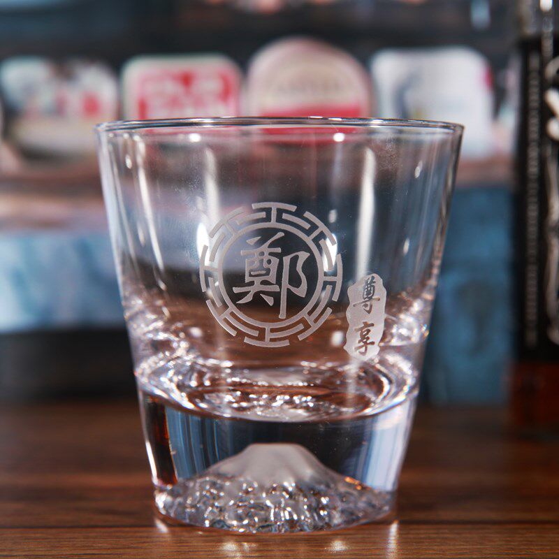 日式富士山玻璃杯威士忌杯人像雕刻啤酒杯刻字定制LOGO网红玻璃杯
