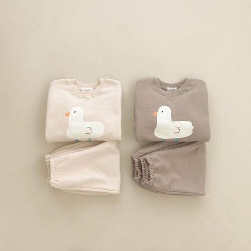 ins韩版风春秋季宝宝儿童纯色鸭子印花套装家居服小孩秋款爬爬服