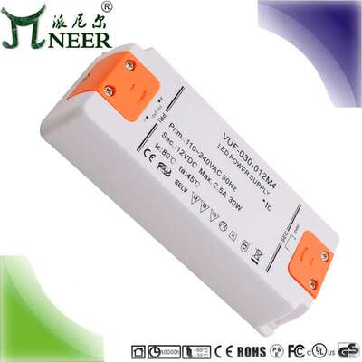 保3年过认证 12W 500MA 24V PF＞0.95 恒压薄塑胶壳电源 LED驱动