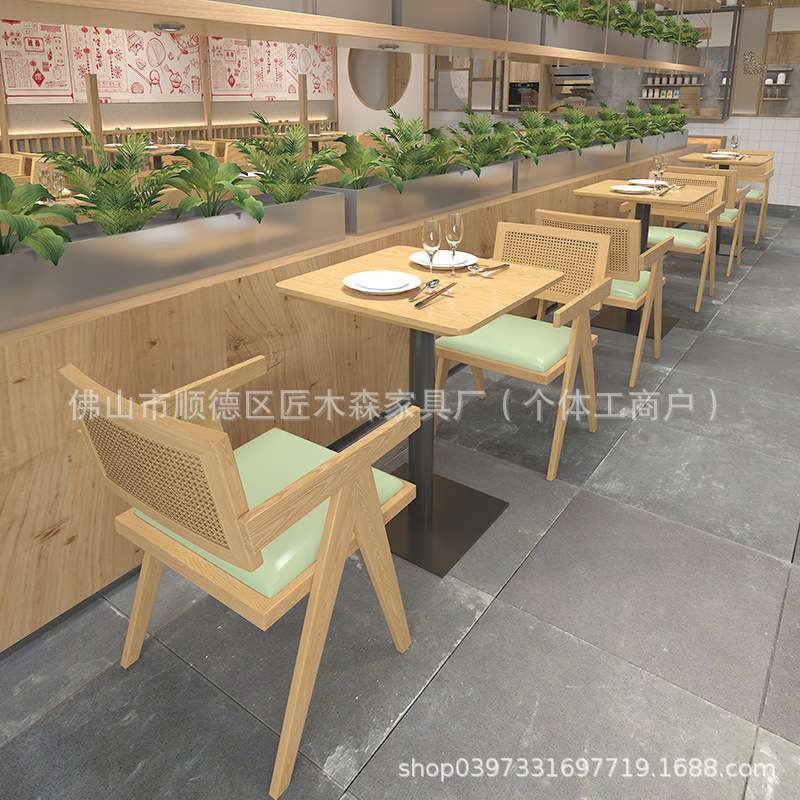 东南亚西餐实木桌椅组合主题咖啡店茶餐厅靠墙卡座沙发奶茶店椅子
