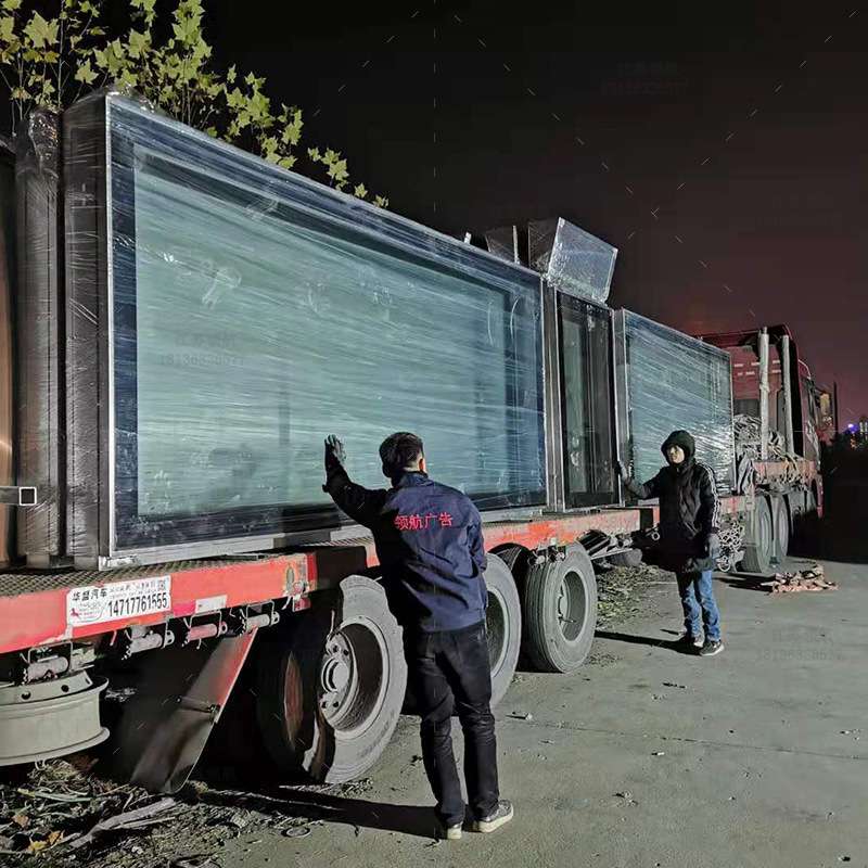 漯河制作不锈钢候车厅公交站亭智能电子太阳能滚动灯箱led灯箱