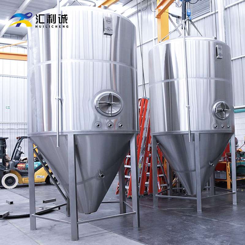 2000L非标大容量啤酒储罐设备酒厂果酒荔枝酒发酵酒罐液体储存罐