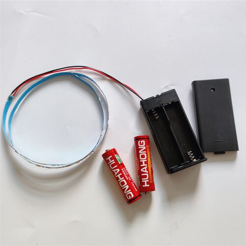 LED灯带3v七彩变色电池盒灯条宽5mm超细款模型道玩具发光自粘灯带