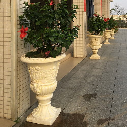 大型落地欧式花盆花园别墅家居装饰品天使人像浮雕玻璃钢花桶摆件