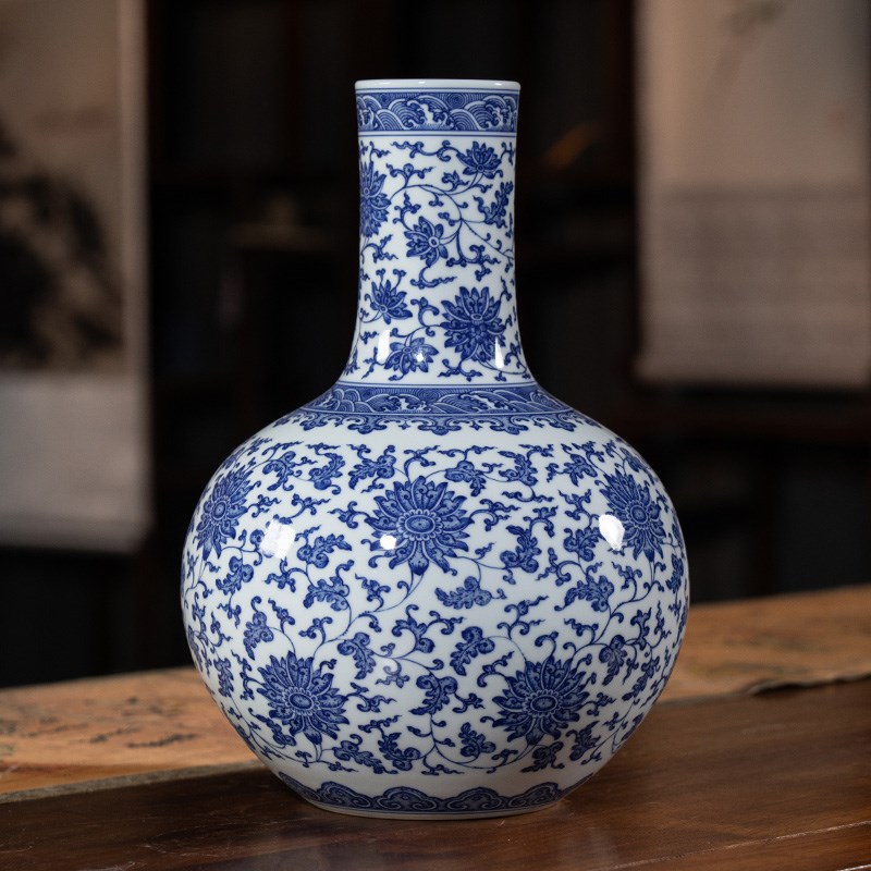 宁封窑青花瓷缠枝花瓶摆件客厅玄关家居博古架装饰品中式高档收藏