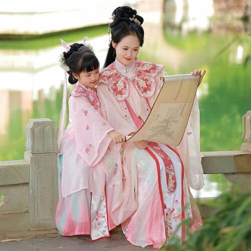 汉服亲子装古风仙女套装明朝重工云肩日常可穿国风母女装旅拍摄影