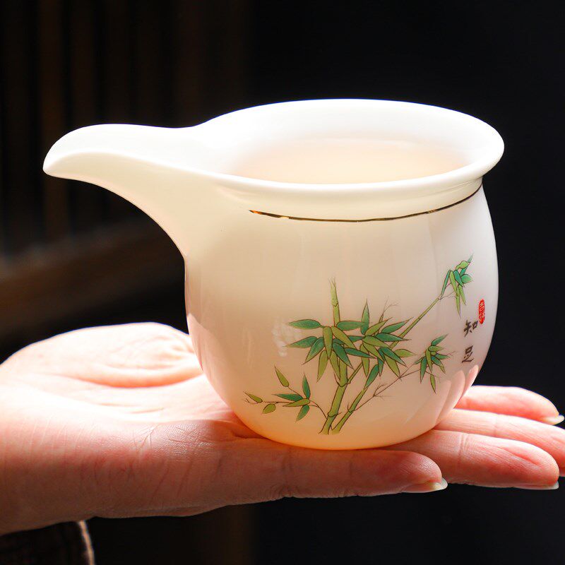 羊脂玉白瓷功夫茶具整套装家用客厅泡茶陶瓷盖碗日式品茗杯带杯架