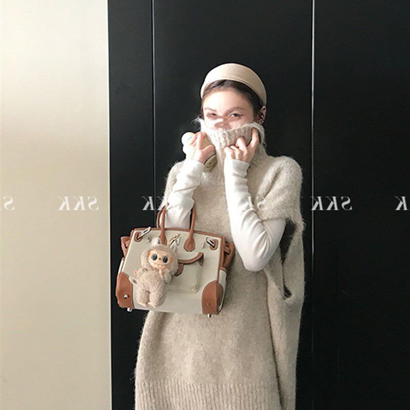 慵懒杏色高领针织背心马甲女秋冬松弛感宽松外搭叠穿无袖毛衣上衣