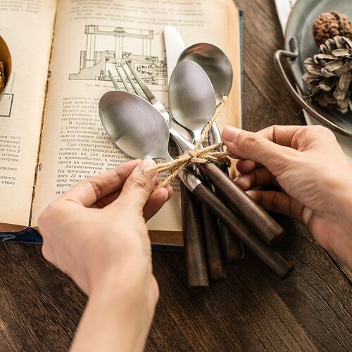胶木柄牛排刀叉不锈钢餐具复古勺子家用餐厅用甜品叉勺日式刀叉勺