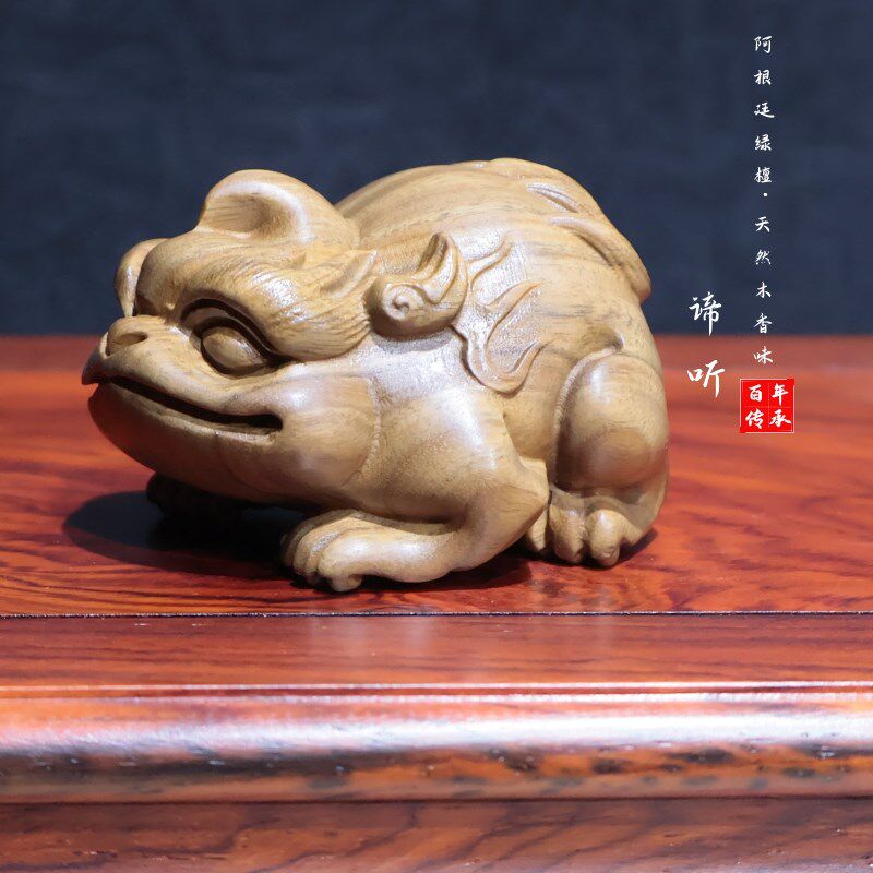 天然绿檀木谛听手把件原木无胶无漆雕刻创意随身文玩家居饰品摆件