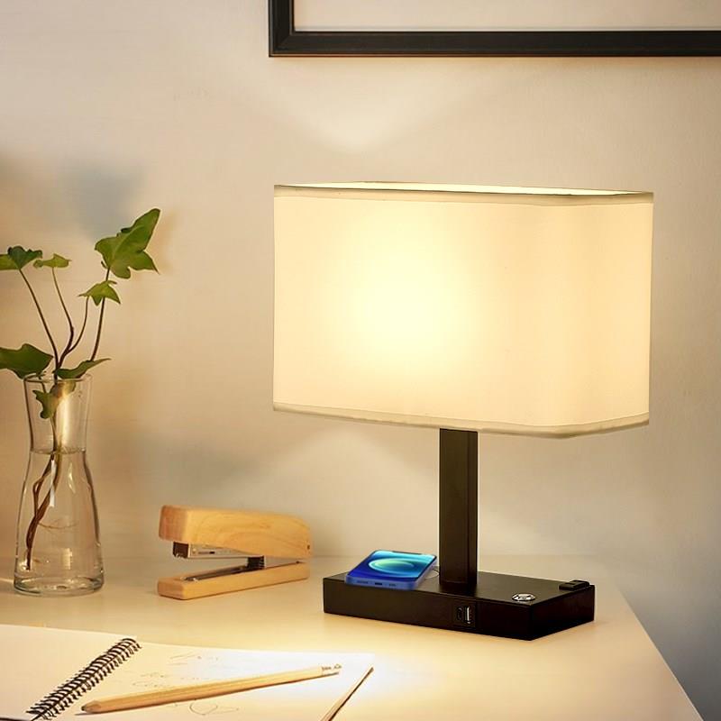 新款卧室创意台灯触摸床头灯带无线充LED酒店客房灯USB插头创意灯