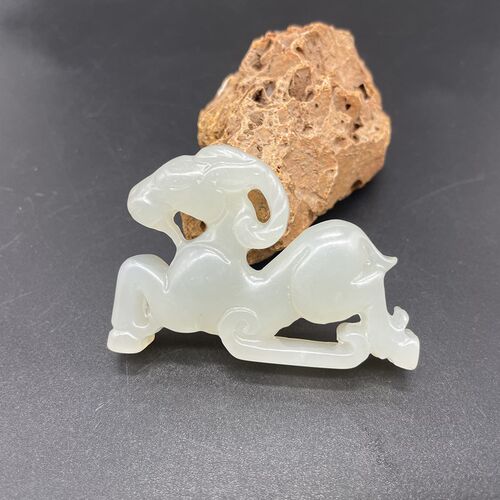 天然岫玉小羊玉佩玉吊坠手把件腰佩腰挂羊羊得意配饰双面立体雕刻