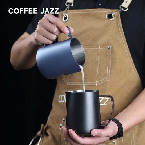 COFFEE JAZZ拉花缸304不锈钢奶泡杯咖啡器具导奶缸压纹尖嘴拉花杯