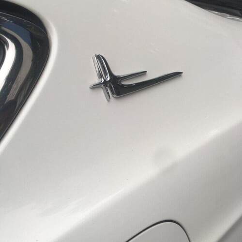 奔驰E级C级车标C200L C260 C300L E300L加长版侧标天使翼星标车贴