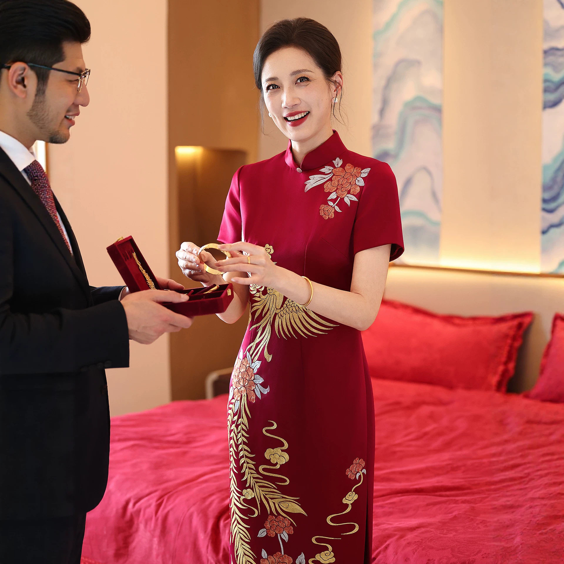 新款重工盘金绣婚庆婚宴旗袍 结婚酒红色礼服高端刺绣裙子春夏季
