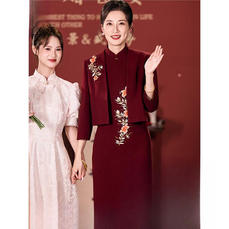 雪夕婚宴礼服套装高端轻奢大气图片