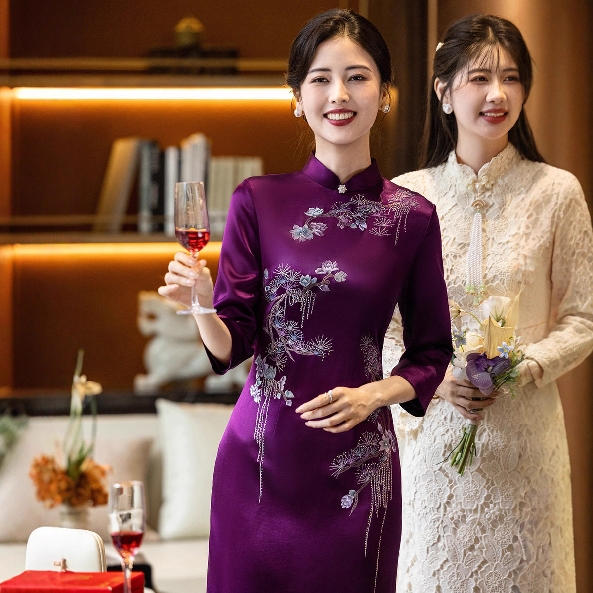 新中式妈妈装婚宴刺绣旗袍裙喜婆婆结婚婚礼礼服平时可穿新款秋冬