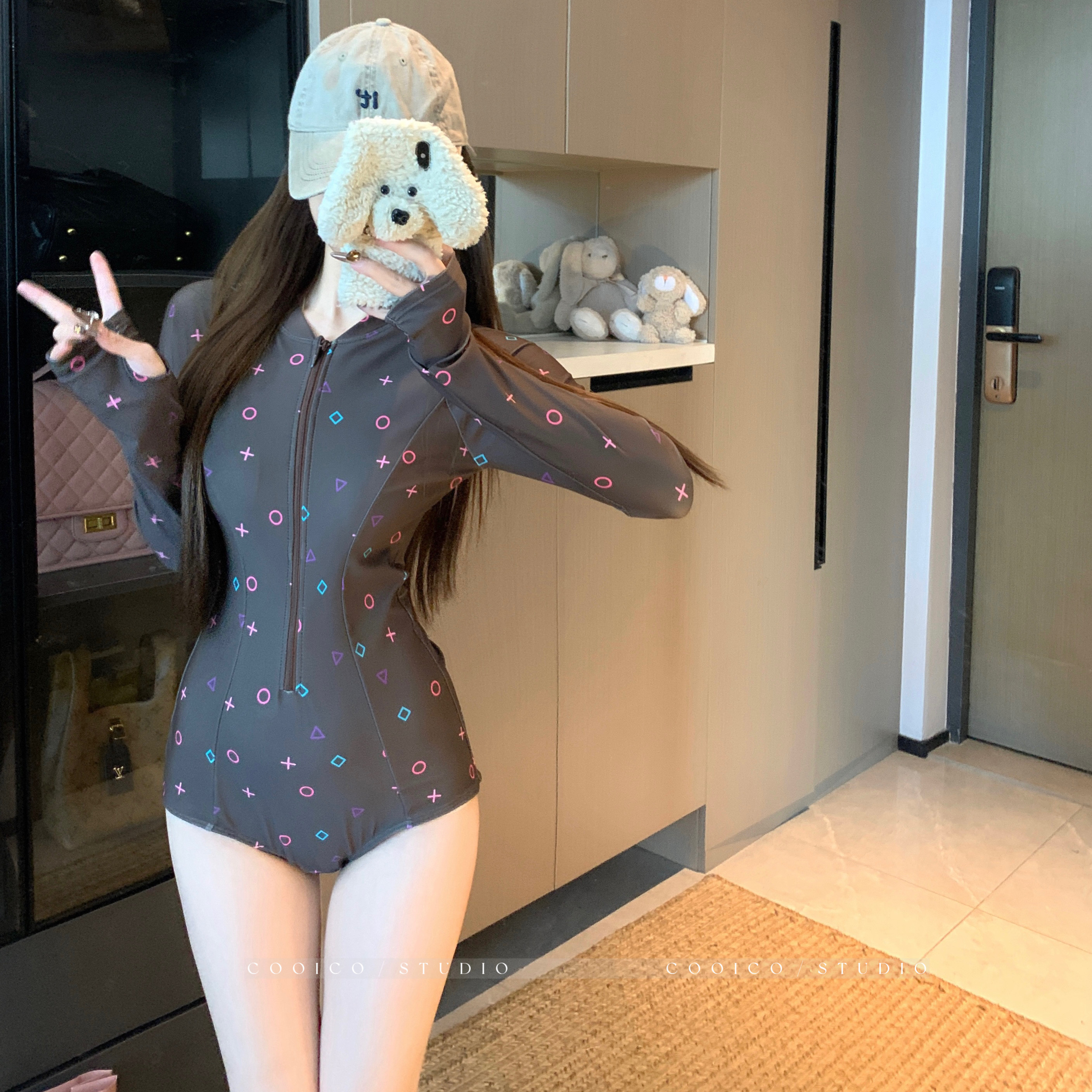 泳衣女小胸连体保守显瘦长袖防晒保守运动风潜水服海岛度假泡温泉