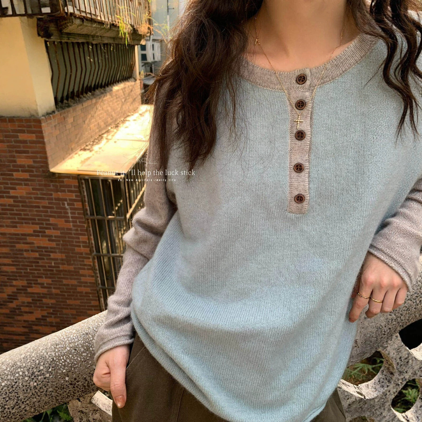 peanut花生家秋冬韩系温柔风软糯撞色插肩亨利领长袖毛衣女12295