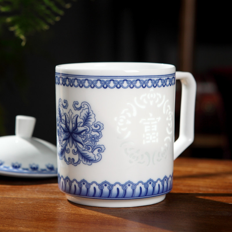 青花玲珑家用茶杯景德镇陶瓷杯带盖个人杯子创意镂空办公室会议杯