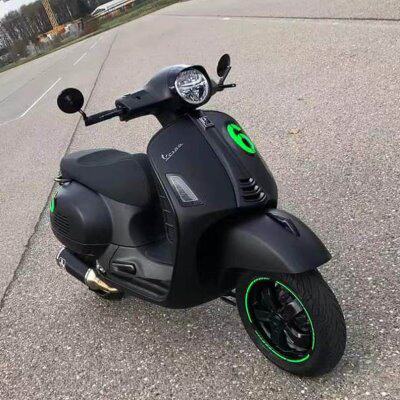 用于Vespa GTS300 改装全车黑化 6日边条 大灯框 传动盖 尾灯框