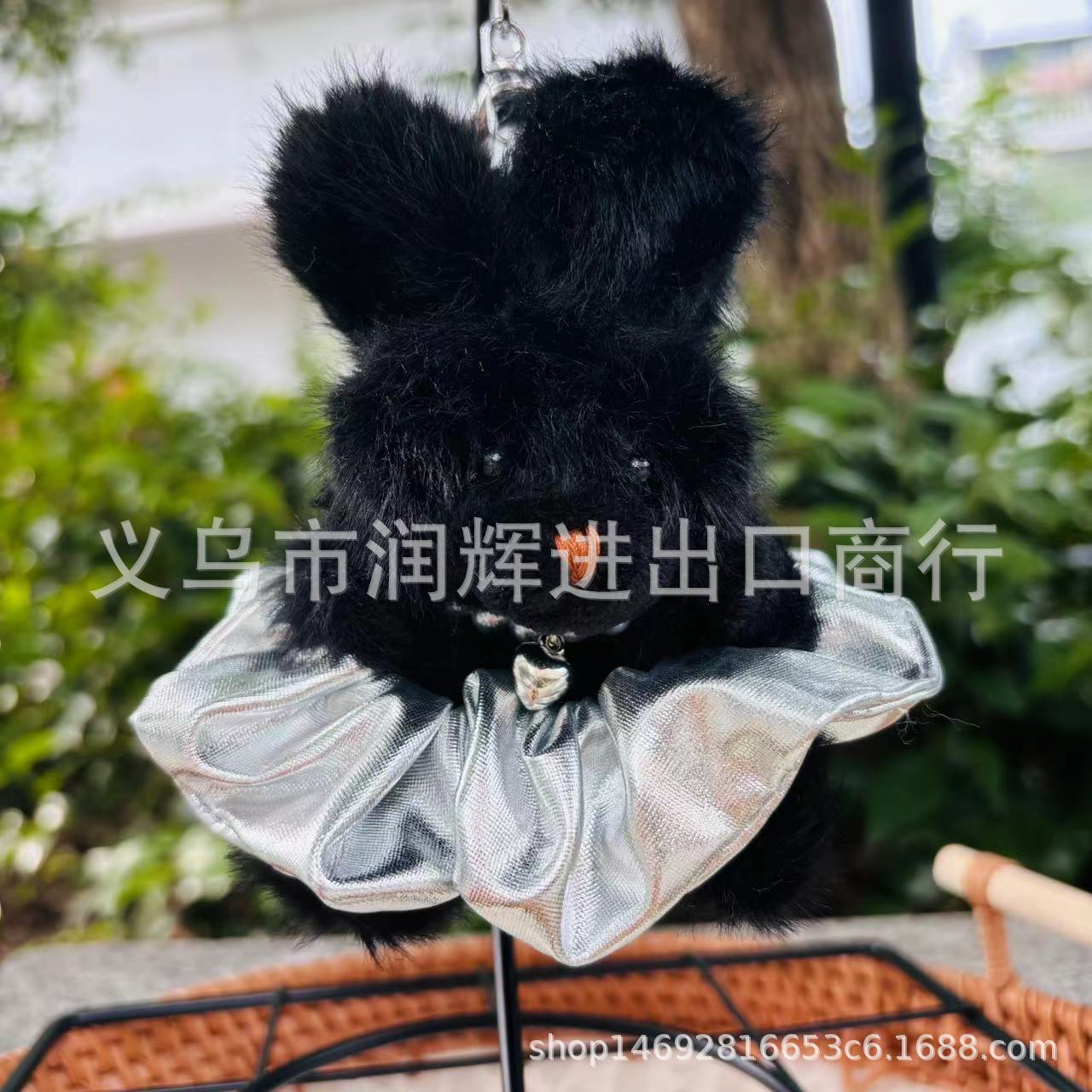 新款兔子钥匙扣包包挂件车载钥