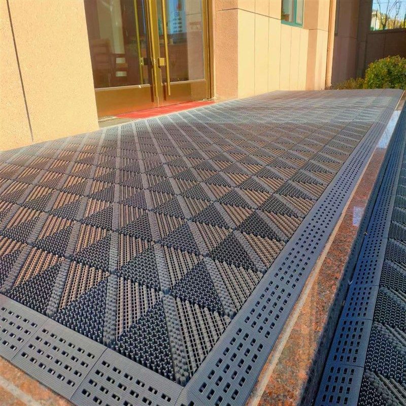 三合一地垫室外防滑蹭土入户门脚垫塑料门垫除尘防水商用迎宾地毯