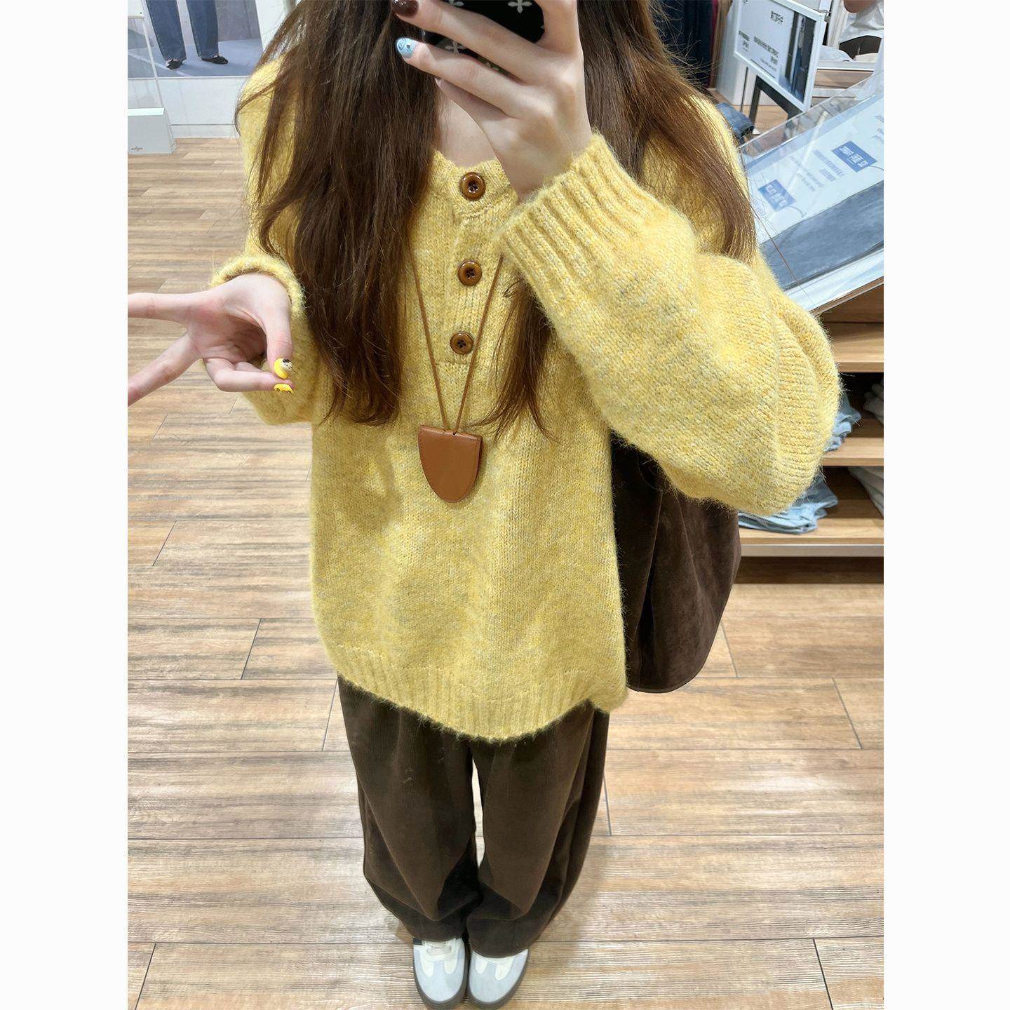 黄色套头软糯毛衣女新款秋冬季加厚保暖宽松慵懒风针织衫上衣