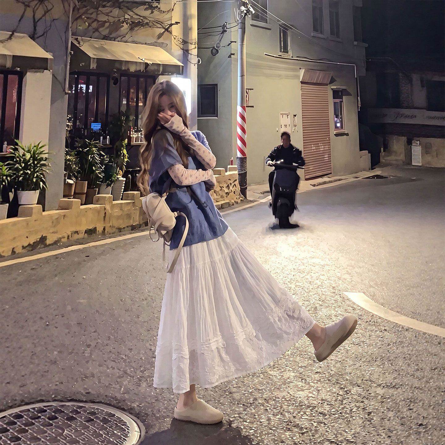 白色蕾丝边半身裙女2026早秋夏款小个子百搭显瘦绝美字雪纺长裙
