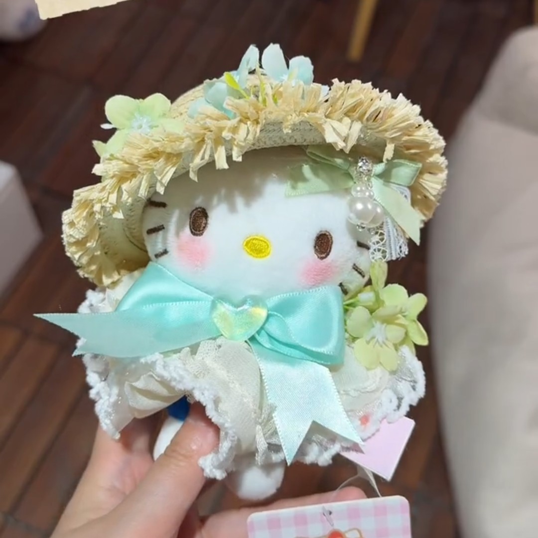 花嫁Kitty草帽蕾丝公仔钥匙扣