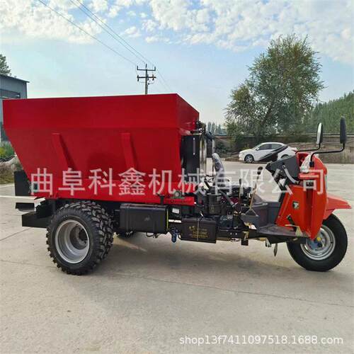 果园大棚自走式撒粪车KX-2m³柴油三轮扬粪车全自动有机抛洒车