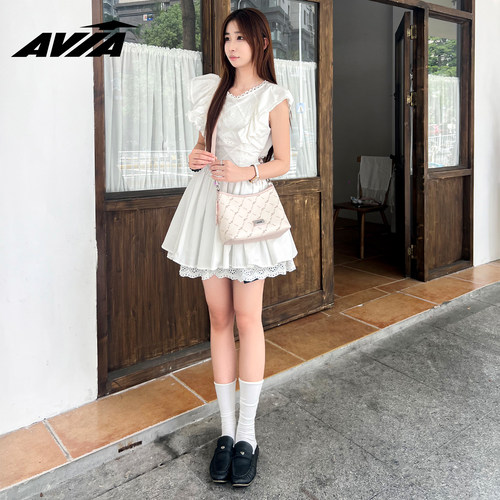 AVIA单肩斜挎月牙包腋下老花防水