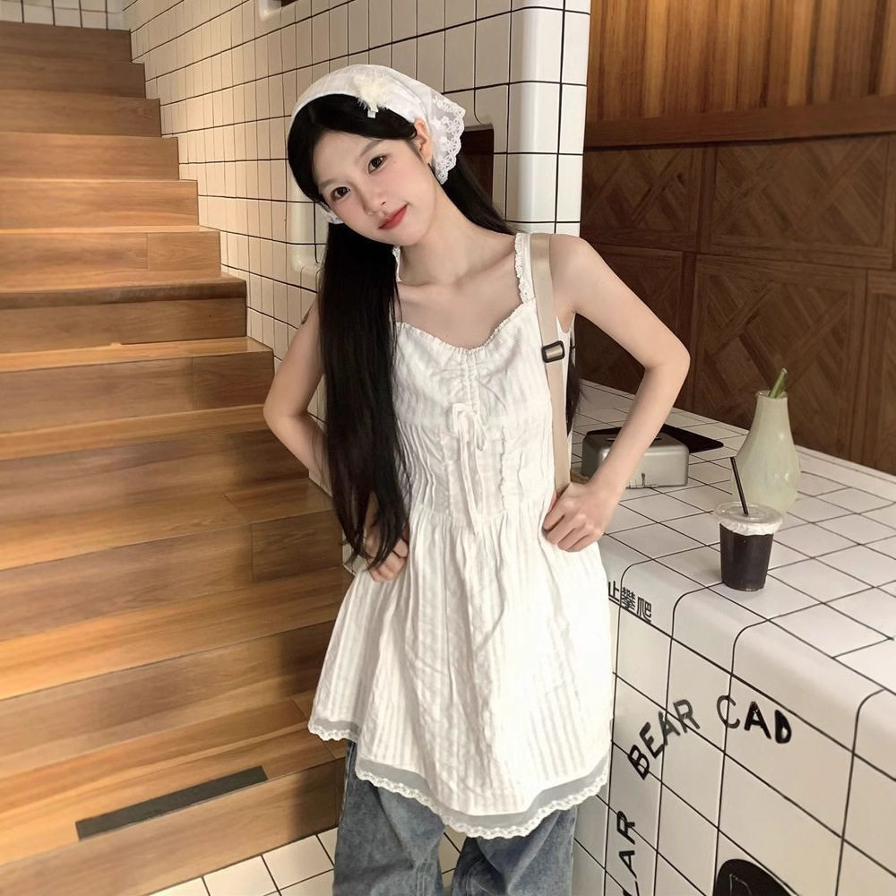法式白色吊带连衣裙2026新款夏季少女蕾丝拼接小个子减龄显瘦短裙