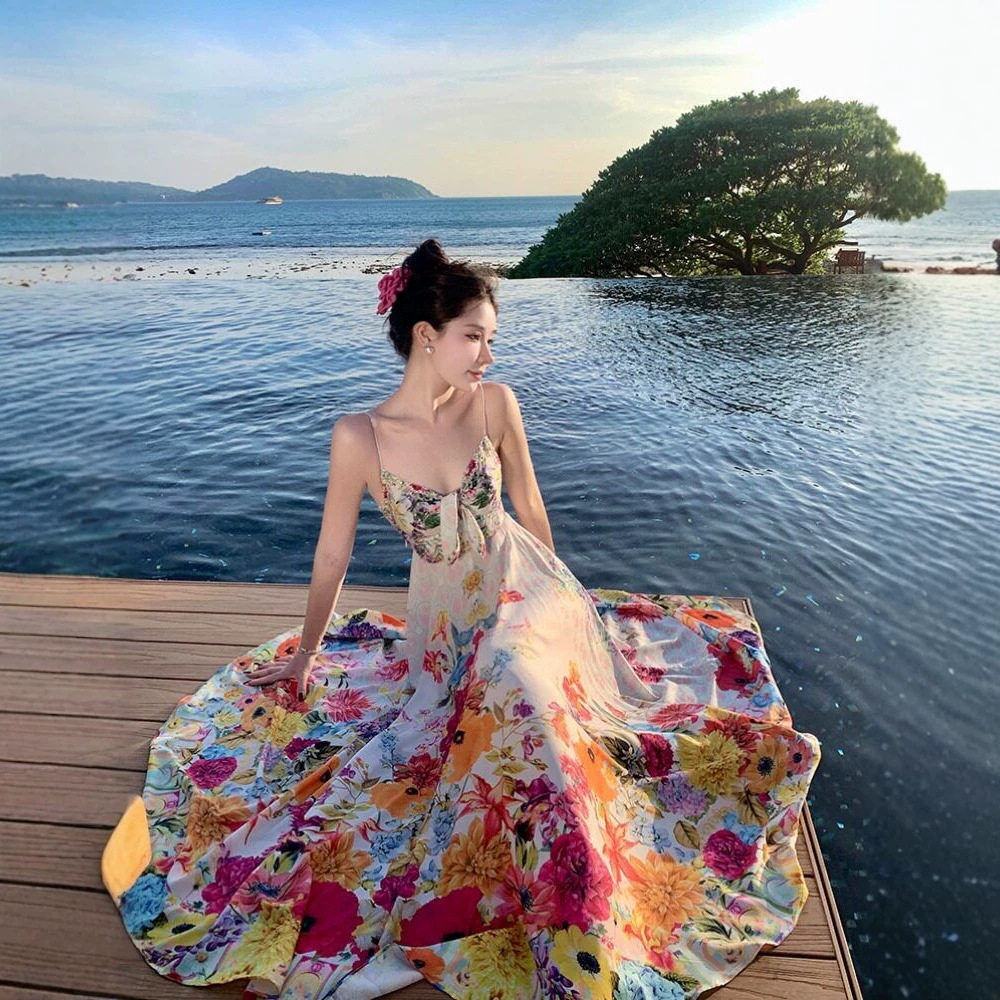 茶歇法式纯欲彩色碎花朵吊带绑带高腰度假连衣裙波西米亚海边长裙
