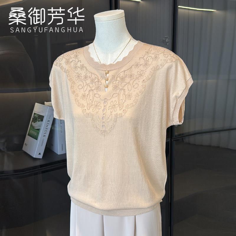 时尚母亲节衣服妈妈夏装针织小衫冰丝上衣新款中老年女装短袖T恤