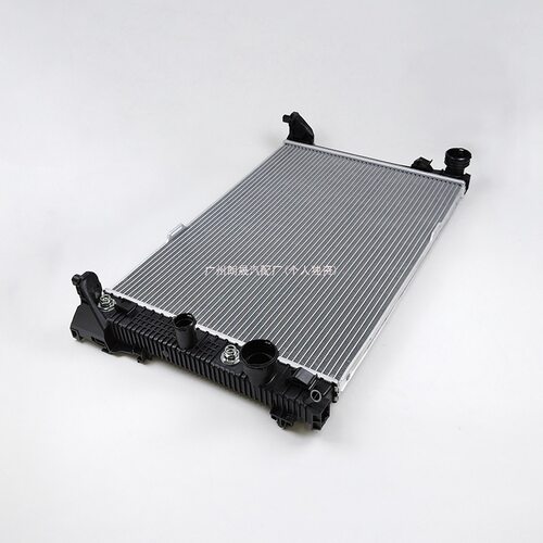 奔驰W204C204W212A207C207X204冷却液散热器汽车配件铝散热