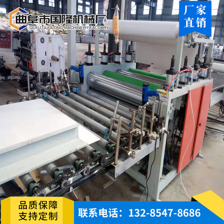 可调速衣柜门板贴面机 自动涂胶亚克力热压贴面机 板材贴纸机图片
