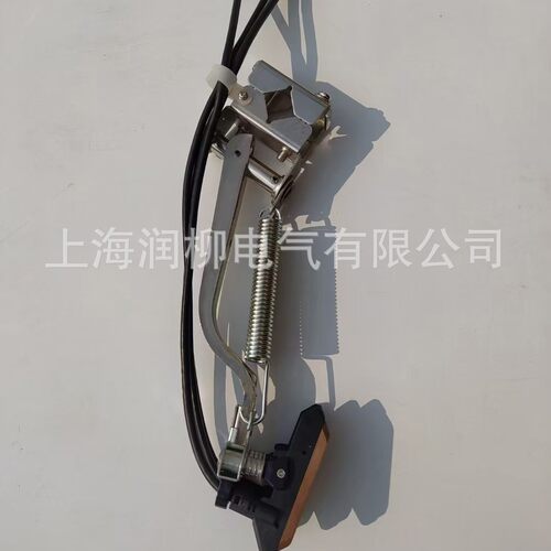 无接缝滑线国产集电臂供电导轨集电器3P4P5P600V30A60A100A碳刷片