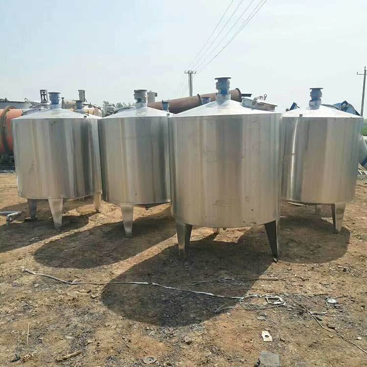 现货出售大型不锈钢储罐 不锈钢发酵罐 304不锈钢立式化工储罐图片