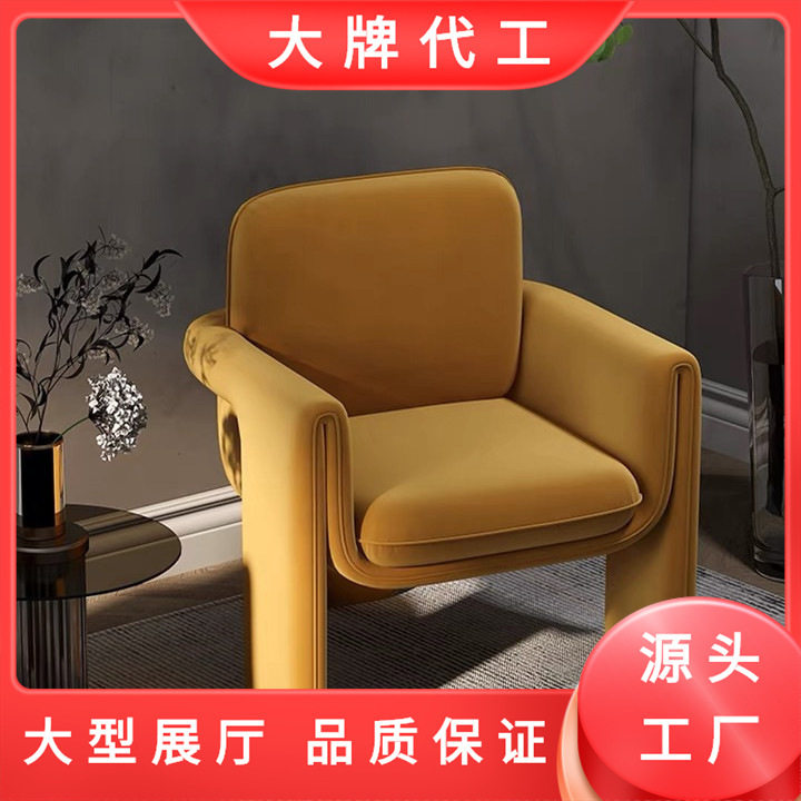 意式轻奢单人沙发椅简约创意设计师客厅接单办公会客区休闲椅网红图片