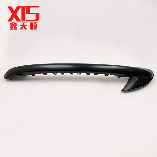 标志致新款207前杠防擦条前杠包角标志前保险杠防擦防撞条7452YF
