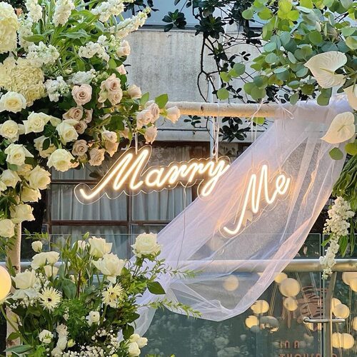 led霓虹灯字定 制发光字母生日marry me求婚婚礼灯氛围灯装饰灯牌