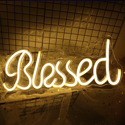 跨境亚马逊LED霓虹灯餐厅酒吧墙壁装饰Blessed发光字母道具广告灯