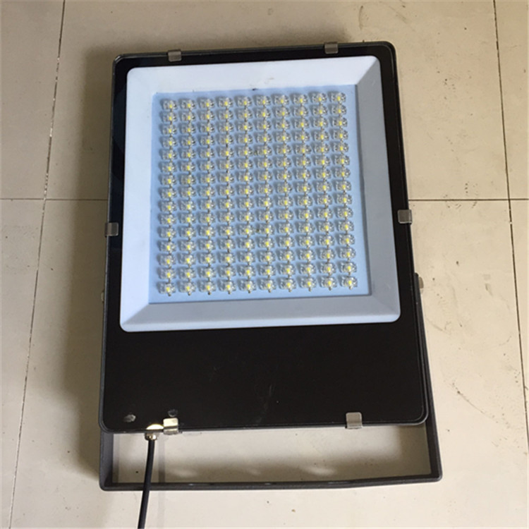 供应厂矿投光灯  LED投光灯 防水模组投光灯 投光灯外壳配件厂家图片
