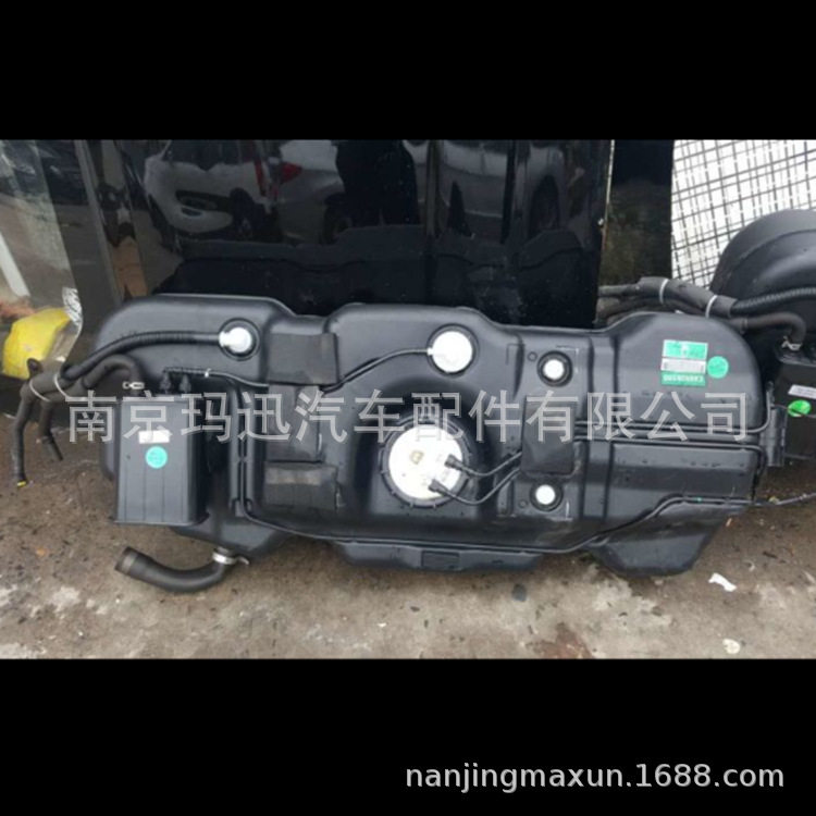 上汽大通V80G10T60G50T70柴油箱油箱总成油浮子全车配件图片