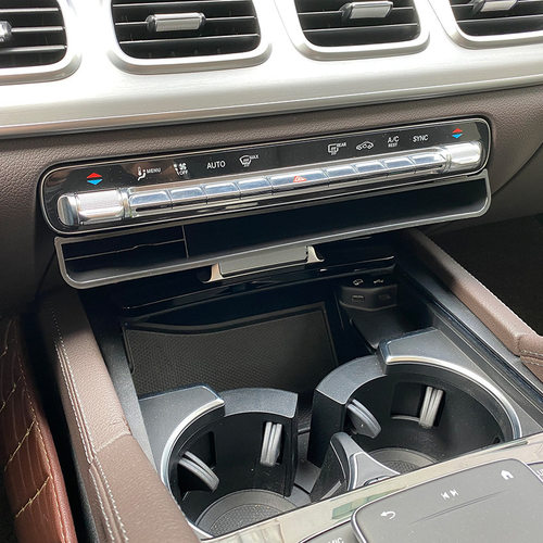 适用奔驰B级 GLA GLB GLE GLS W247 H247 X247 V167中控台储物盒