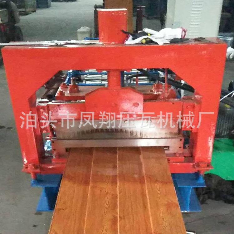 彩板异形冷弯成型机宠物舍滚压成型机凤翔异形冷弯压型机